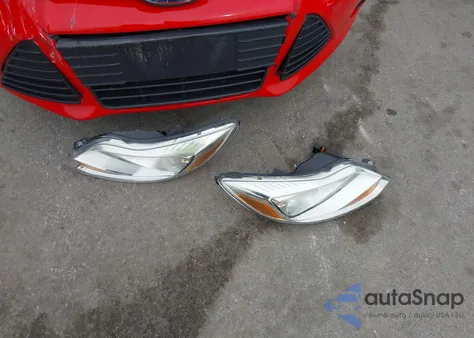 2014 Ford Focus Se из США, поврежденный, VIN 1FADP3K24EL166935